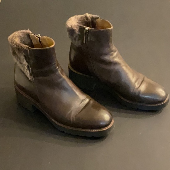 Lukure brown leather bootie with brown fur trim size 38 US size 8 - Picture 1 of 10